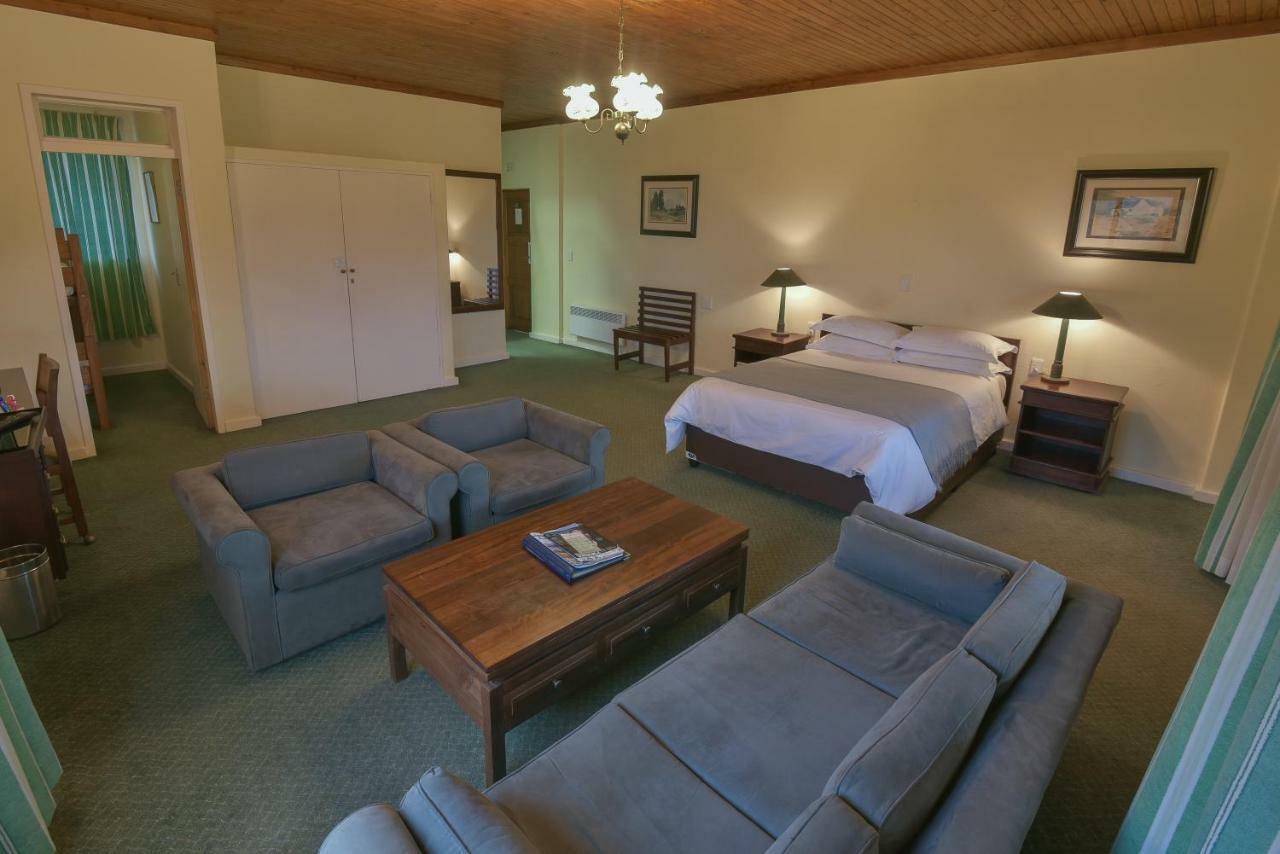 Magoebaskloof Hotel Тзанеен Екстериор снимка
